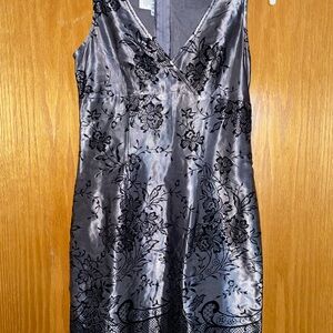 Windsor Silver and Black Sheath Midi Dress V-Neck Sleeveless